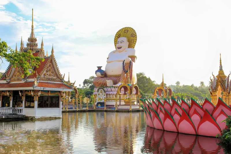 Exterior view of the Chao Eng Sae Shrine, Maenam, Koh Samui
