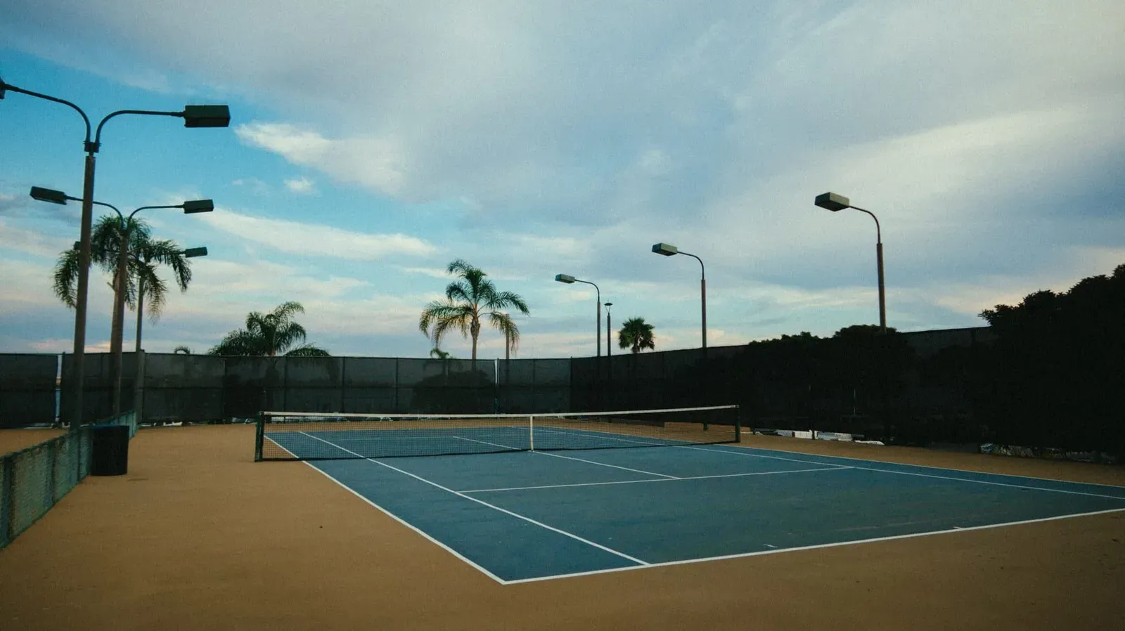 Padel Koh Samui: 5 Clubs Compared, Prices from 600 THB/hr