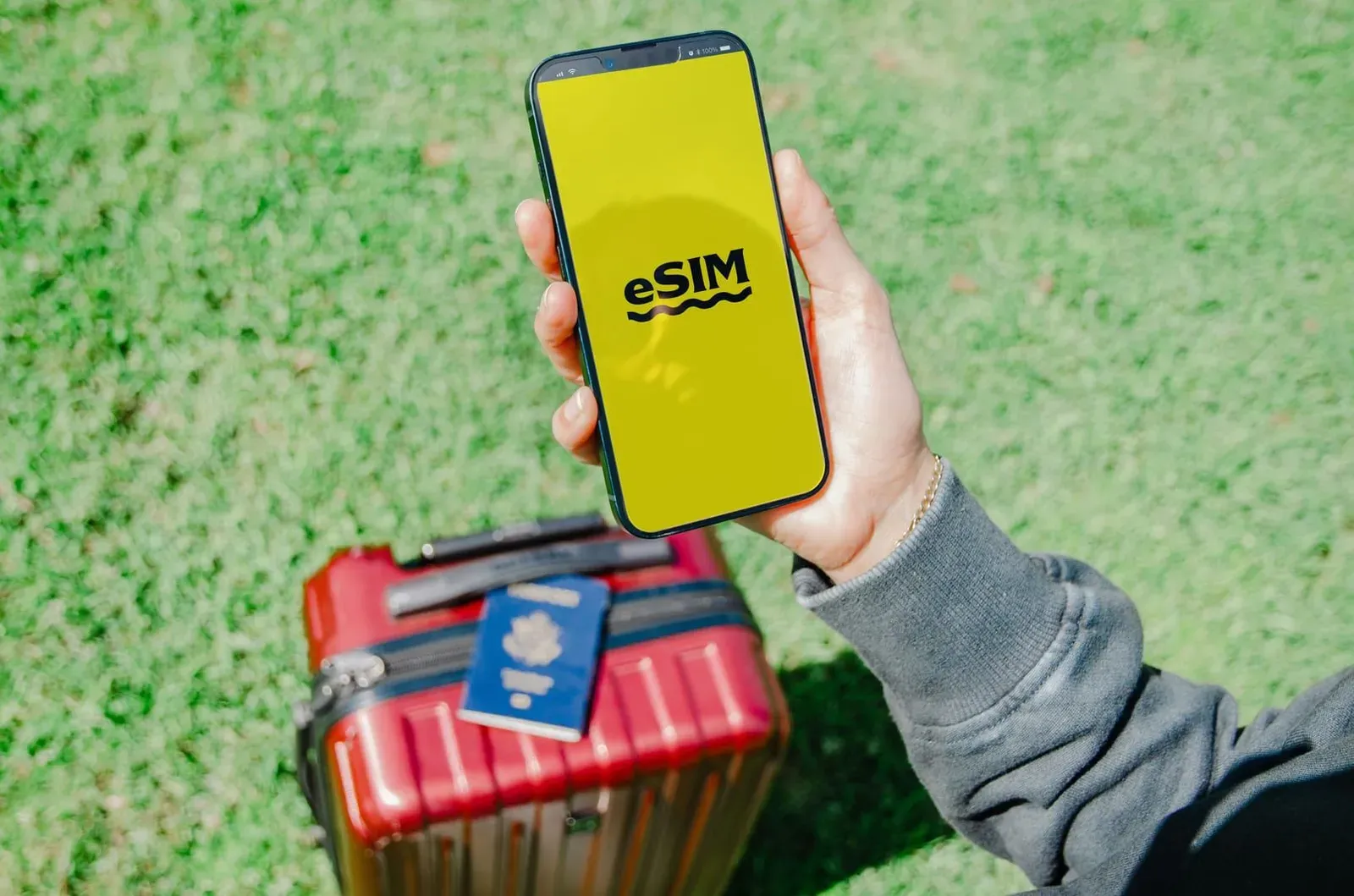 SIM Card Koh Samui 2026: AIS vs True vs dtac, eSIM and Airport