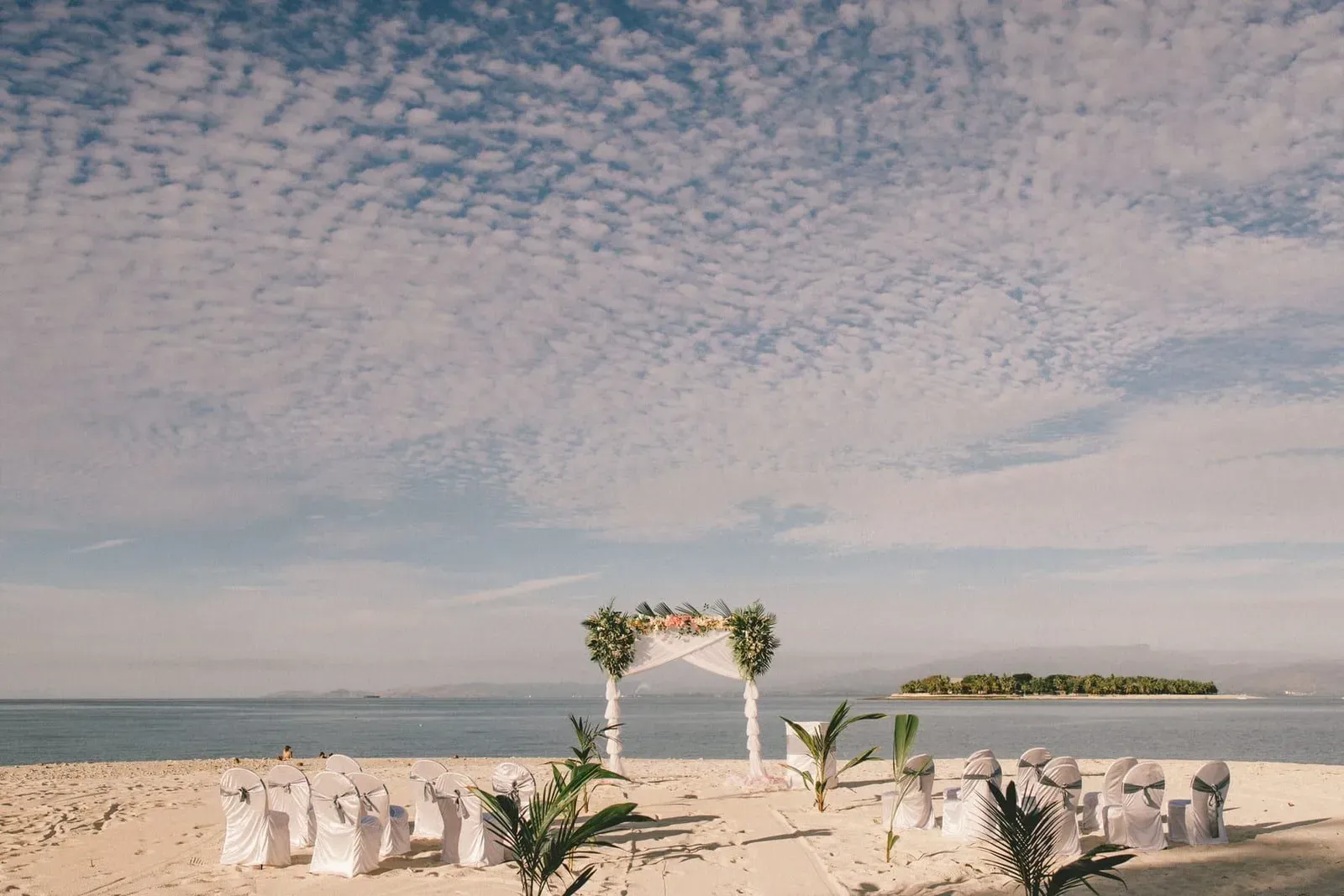 Samui Weddings: Legal Steps, Costs and Venues (2026)