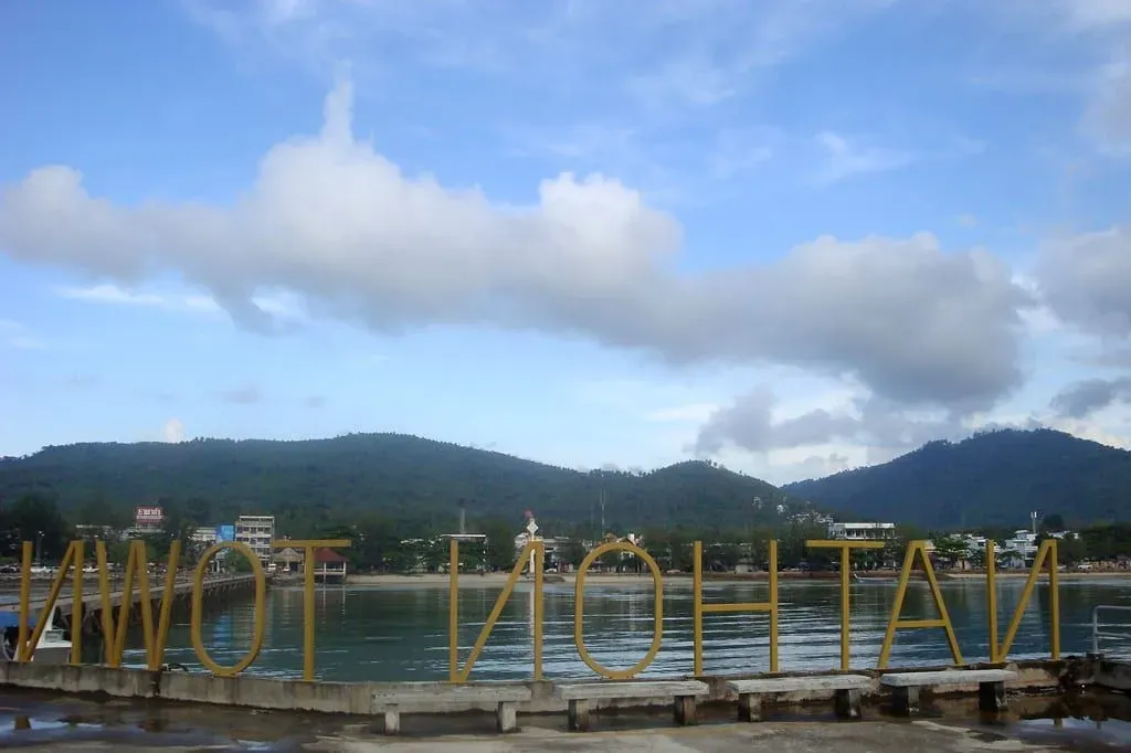 Nathon Town, Koh Samui: Old Town, Night Market, Pier (2026)