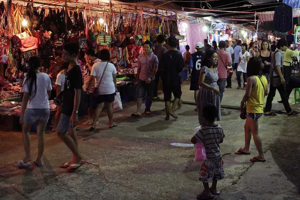 Koh Samui Shopping: Central Samui, Markets, Tailors & Groceries
