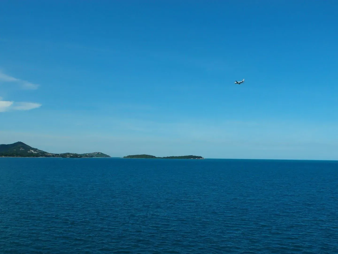 Commercial airplane preparing to land in Samui 2013 may