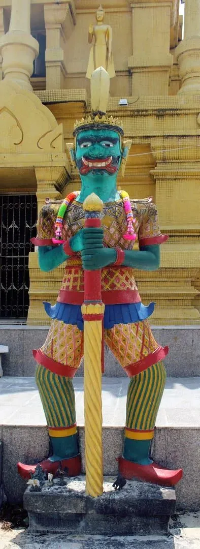 Guardian in front of Laem Sor Temple Pagoda, Maret, Koh Samui, Surat Thani