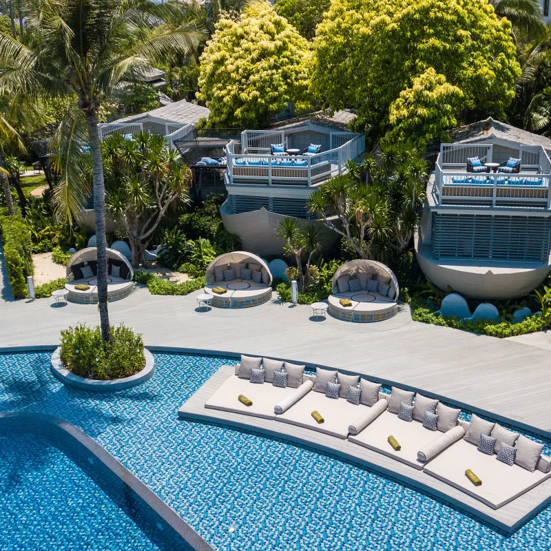 Melia: Pool