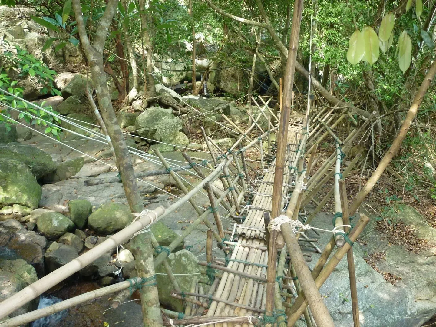 naar de waterval namuang waterfall koh samui thailand