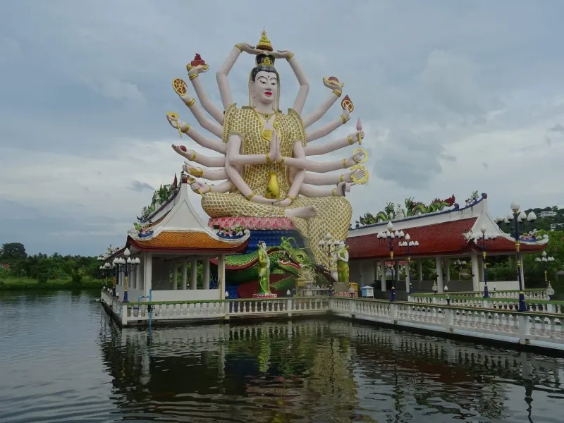Statue of Guanyin at Wat Plai Laem in the north of Ko Samui