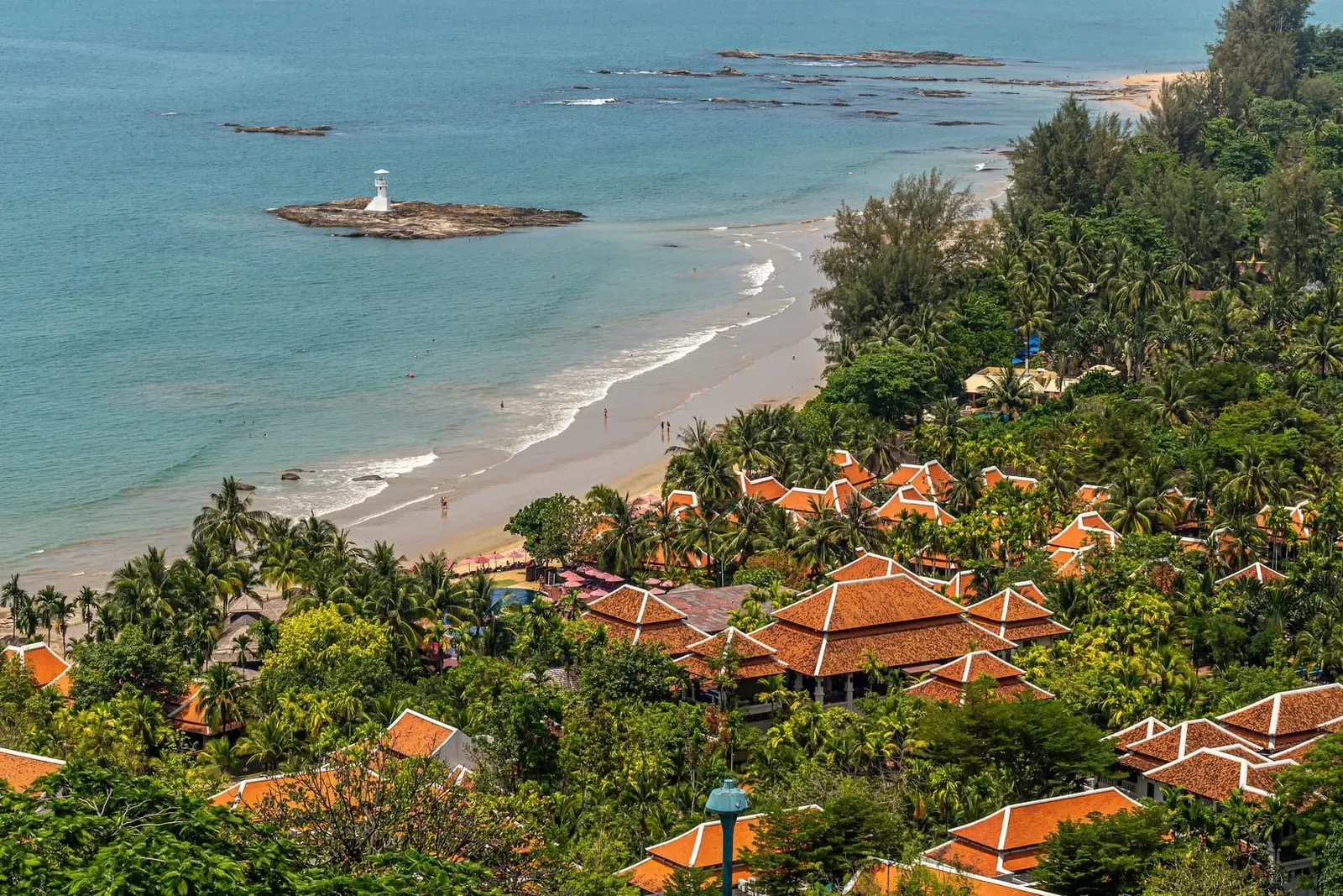 Maenam Samui: Beach, Pier, Walking Street & Where to Stay