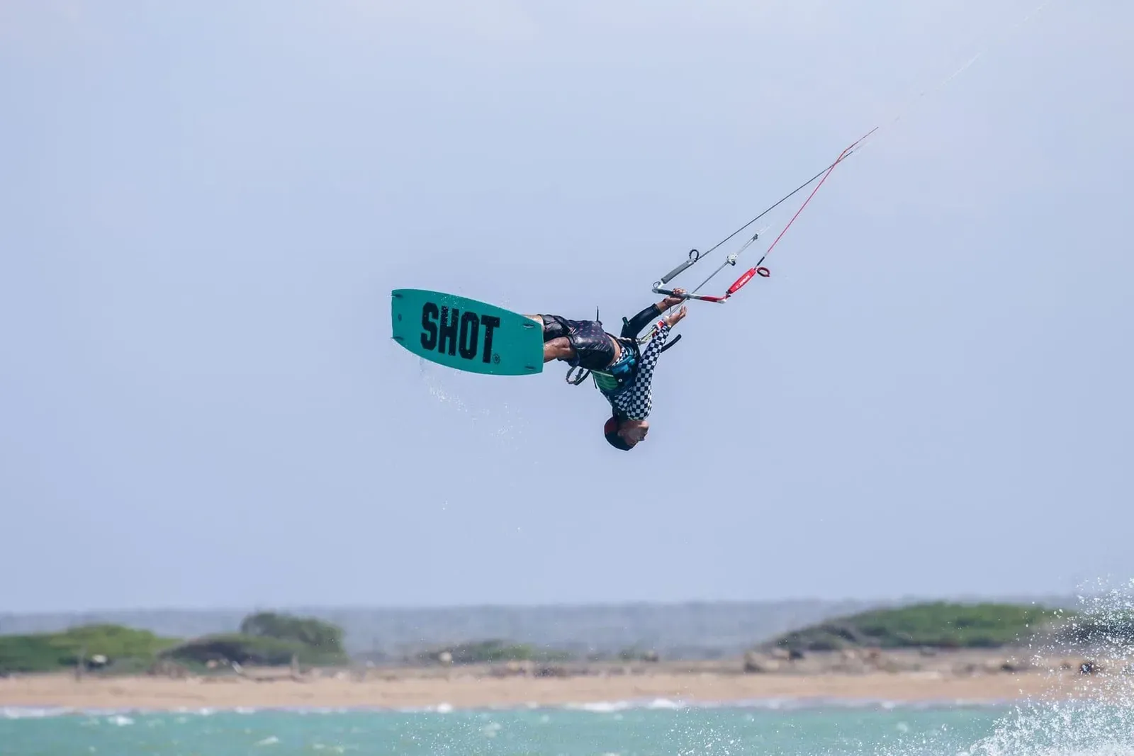 Kiteboarding Asia Koh Samui: Two Bases, Seasons and Prices