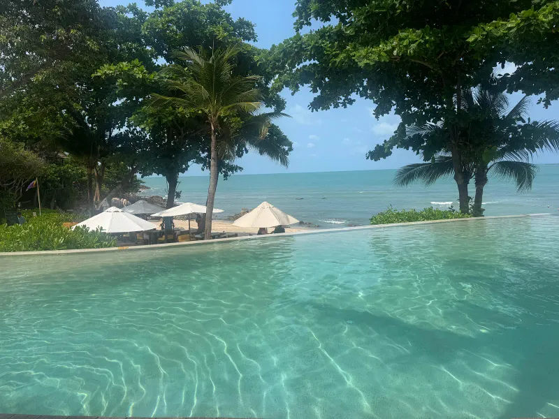 Six Senses: Pool