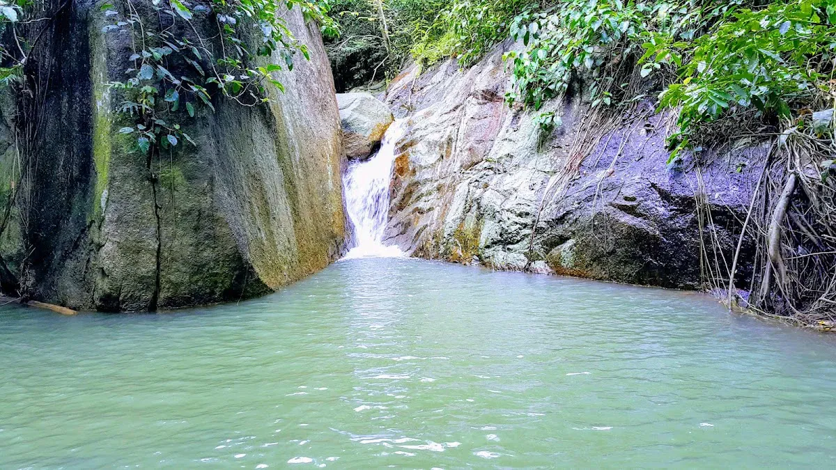 Wang Sao Thong Trail: Koh Samui's Easiest Waterfall Walk
