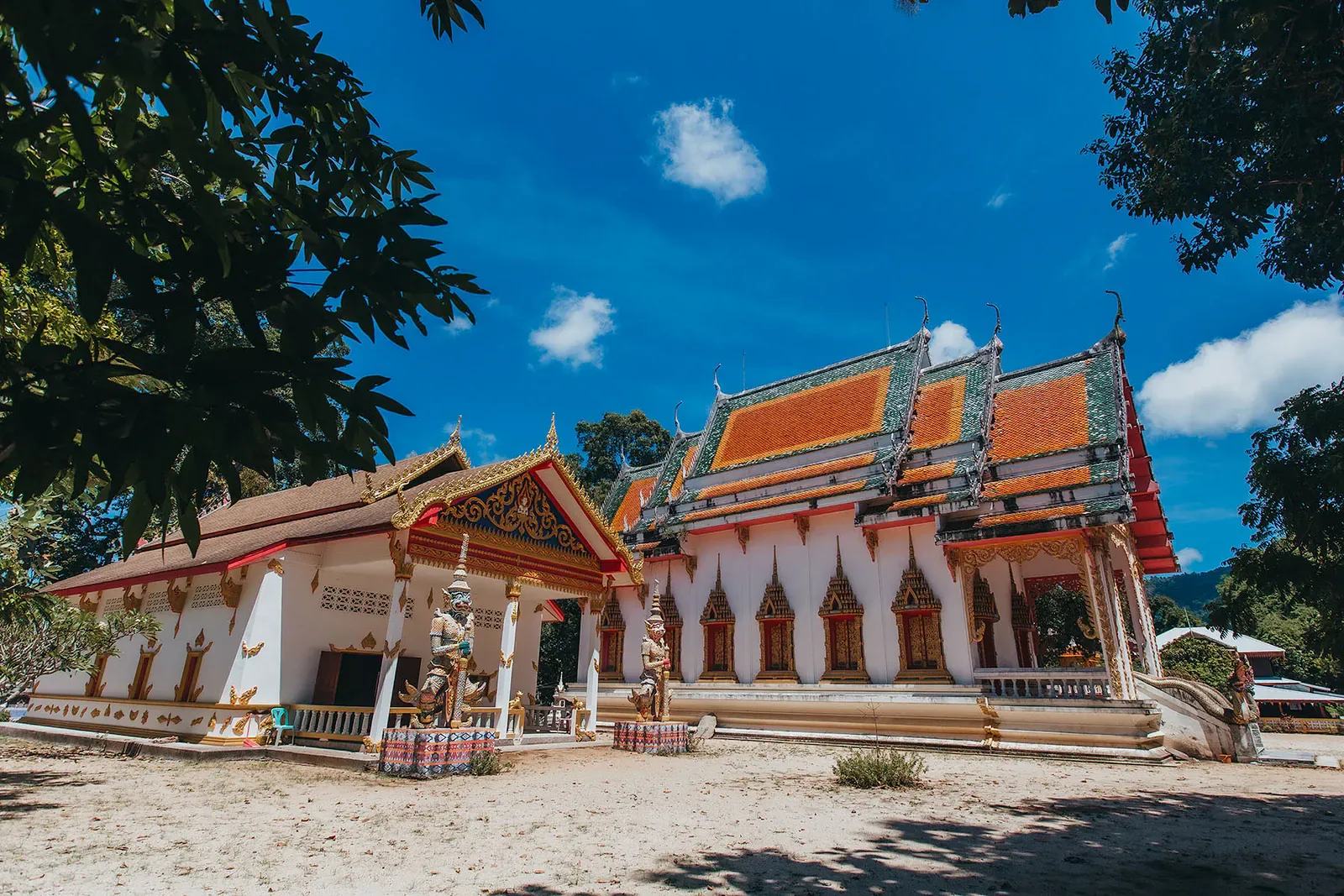 Wat Samret Koh Samui: Marble Buddha Temple, Free Entry
